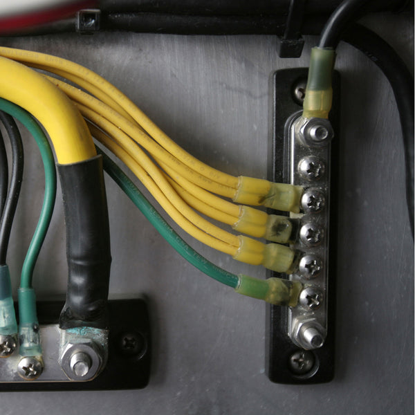 Blue Sea 2304 MiniBus 100 Ampere Common BusBar 5 x 8-32 Screw Terminal [2304] - Image 2